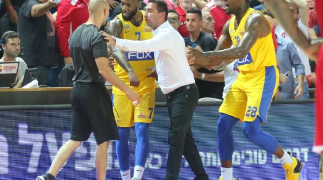 הדרבי התל אביבי בכדורסל (צילום: עדי אבישי)