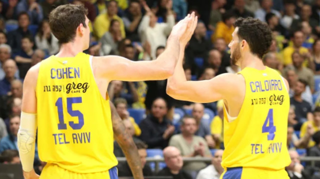 ג'ייק כהן עם אנג'לו קלויארו (צילום: עדי אבישי)