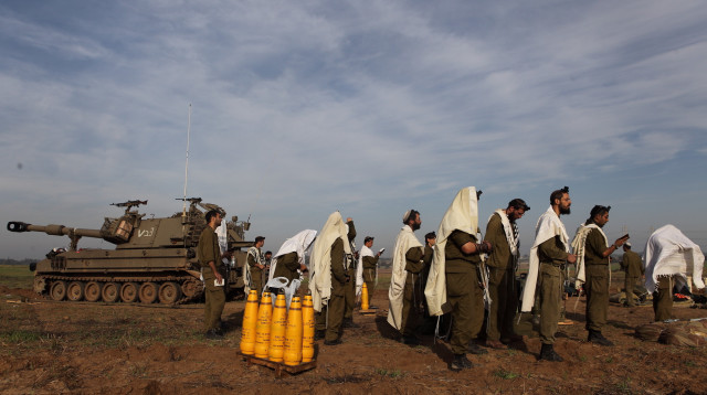 חיילים דתיים, אילוסטרציה (למצולמים אין קשר לנאמר בכתבה) (צילום: יעקב נחומי, פלאש 90)