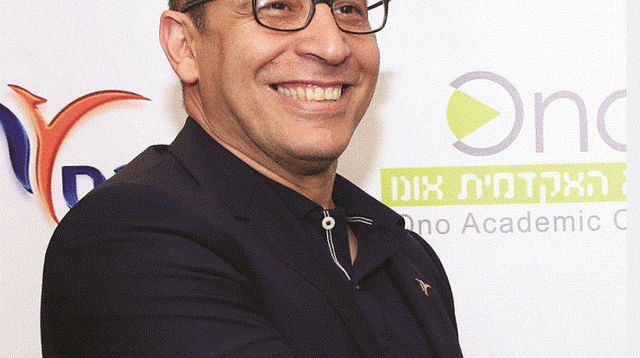 אייל לפידות (צילום: פאביאן קולדורף)