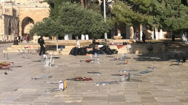 התפרעויות בהר הבית (צילום: דוברות המשטרה)