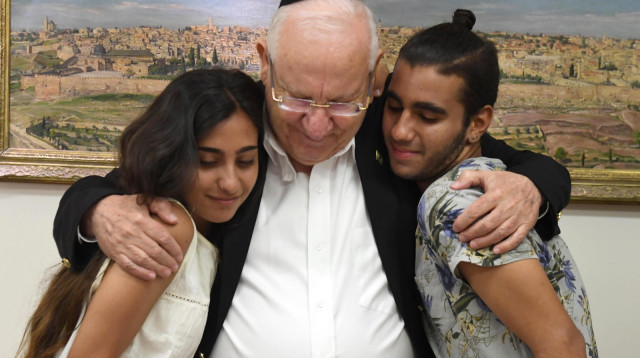 ראובן ריבלין עם ניסאי ועמית חלבלי (צילום: מארק ניימן, לע"מ)