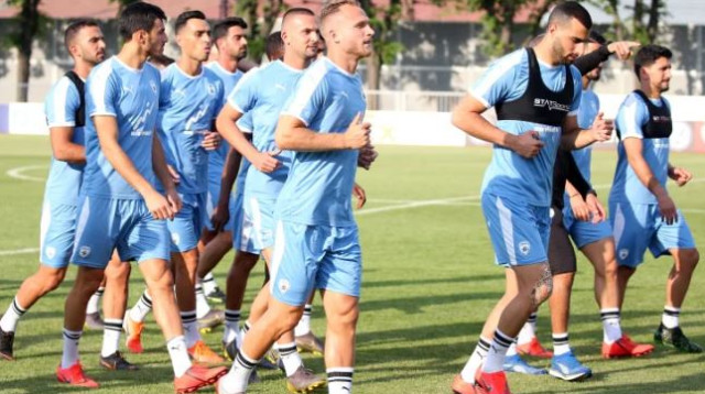 שחקני נבחרת ישראל (צילום: אודי ציטיאט)