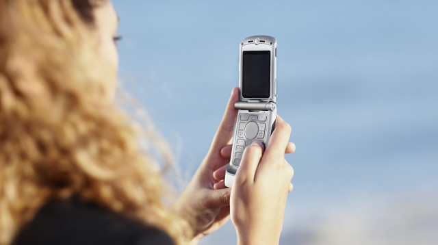 חברה מציעה פרס למי שיוותר על הסמארטפון לשבוע (צילום: ingimage ASAP)