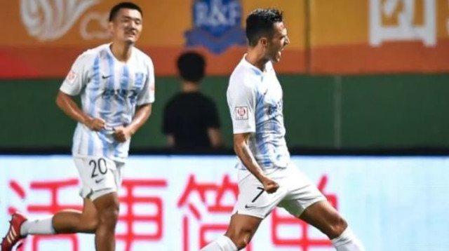 ערן זהבי  (צילום: אתר הליגה הסינית)