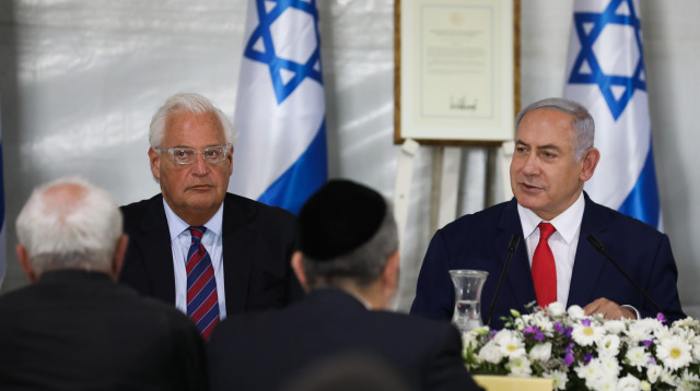 רה"מ בנימין נתניהו עם שגריר ישראל בארה"ב, דיוויד פרידמן (צילום: דוד כהן, פלאש 90)