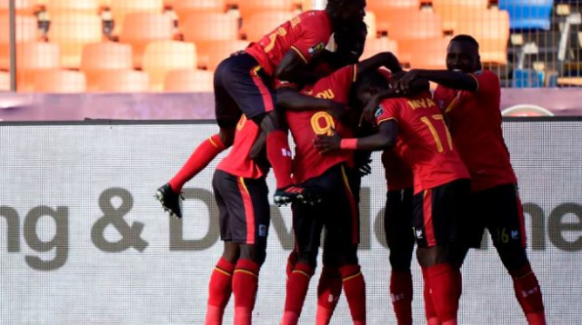 שחקני נבחרת אוגנדה חוגגים (צילום: JAVIER SORIANO/Gettyimages)