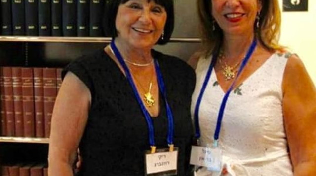 סיגל בר און וריקי רוזנברג  (צילום: דבורה שרר)