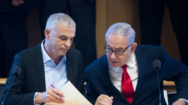 בנימין נתניהו, משה כחלון (צילום: אהרון קרוהן, פלאש 90)