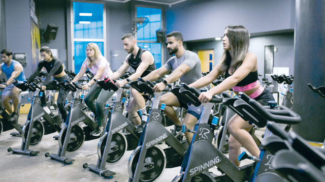 ספינינג (צילום: הולמס פלייס)