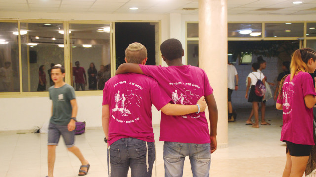 פעילות חברתית לבני נוער בטלמון (צילום: צילום באדיבות נוער טלמון)