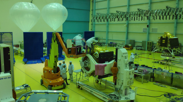 החללית "צ'נדריאן 2" (צילום: רויטרס)