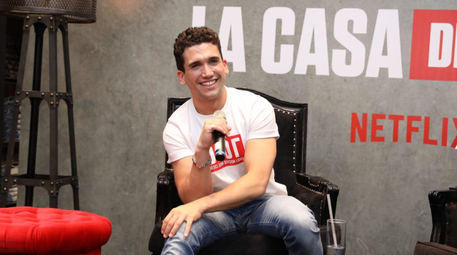 חיימה לורנטה, דנוור מ"בית הנייר", עבור "דיזל ישראל" (צילום: אורית פניני)