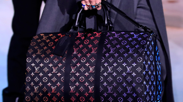 תיק של לואי ויטון, ארכיון (צילום: רויטרס)