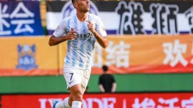 ערן זהבי  (צילום: אתר הליגה הסינית)