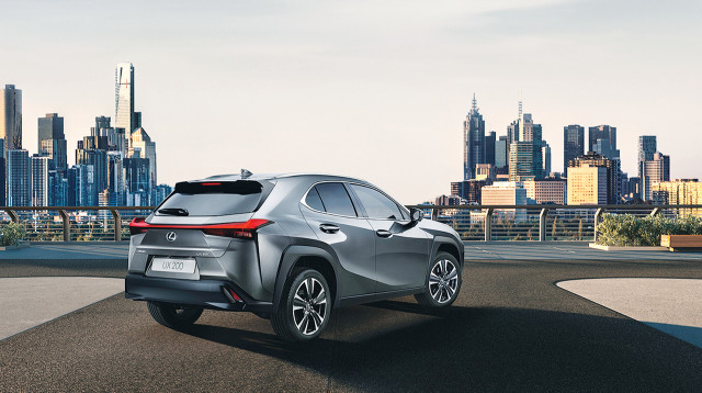 לקסוס 250h UX (צילום: בני דויטש, יח"צ)