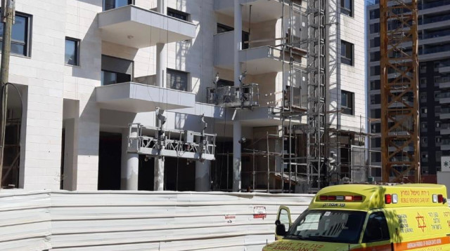 זירת התאונה  (צילום: תיעוד מבצעי מד"א)