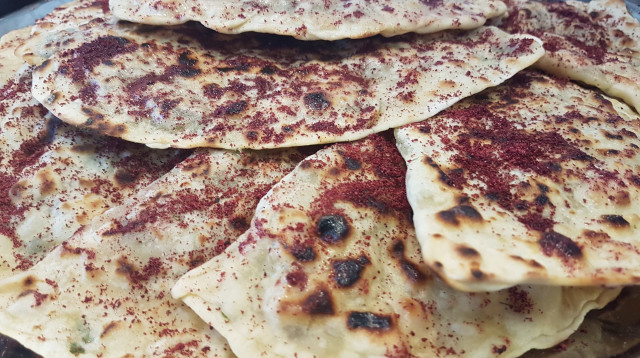 מאפה אזרי (צילום: הדר אוקנין)