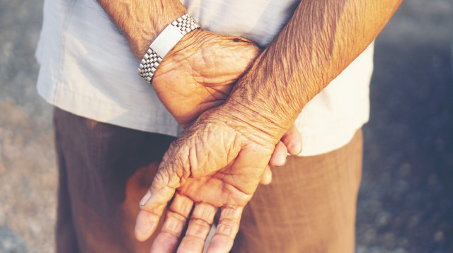 זקנה, אילוסטרציה (צילום: אינגאימג')