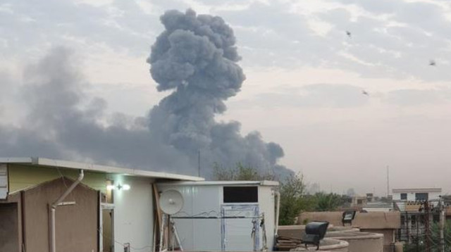 פיצוץ במחסן תחמושת איראני (צילום: רשתות ערביות)
