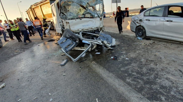 התאונה הקטלנית סמוך לצומת שוקת (צילום: תיעוד מבצעי מד"א)