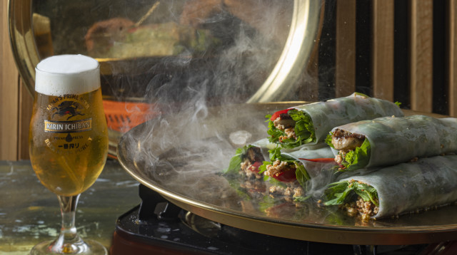 מנה אסייתית (צילום: אנטולי מיכאלו)