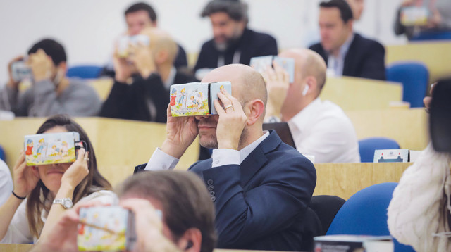 דיפלומטיה חדשה (צילום: עדי כהן צדק)