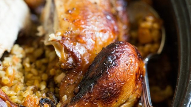 עוף ממולא בחיטה (צילום: לימור לניאדו תירוש)