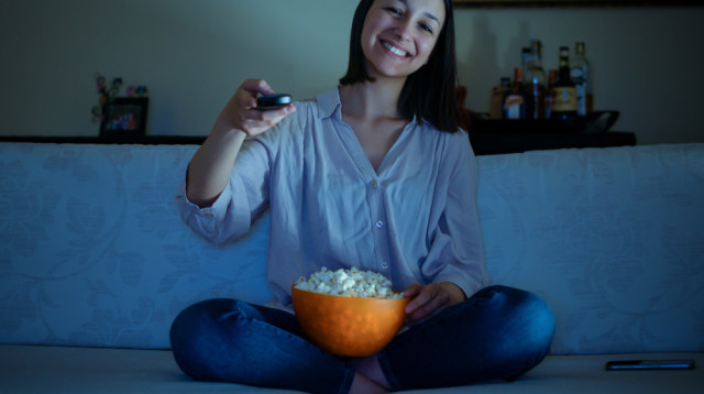 המדע מאחורי טרנד צפיית הבינג' (צילום: שאטרסטוק)