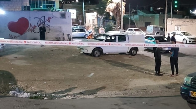 זירת הירי בכפר קרע (צילום: דוברות המשטרה)