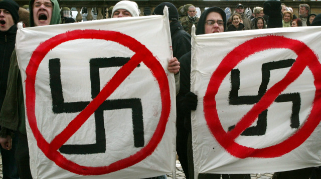 הפגנה נגד נאו נאצים בדרזדן. צילום: רויטרס (צילום: רויטרס)