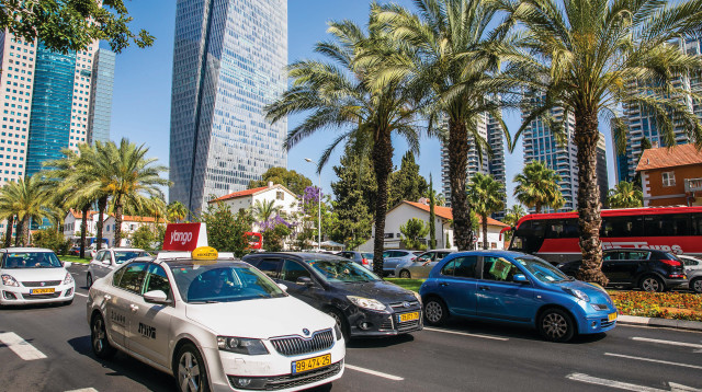 מונית של חברת יאנגו (צילום: אלירן אביטל)