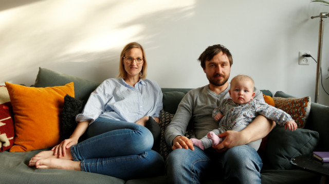 אבות בחופשת לידה  (צילום: רויטרס,רויטרס)