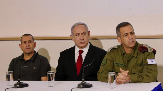 רה"מ נתניהו, הרמטכ"ל כוכבי, ראש השב"כ ארגמן (צילום: אבשלום ששוני)