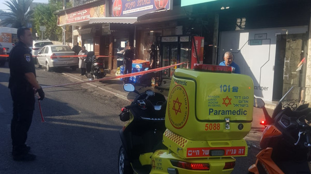 זירת הרצח בחיפה (צילום: תיעוד מבצעי מד"א)