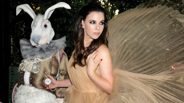 נועה רוזין (צילום: פזית עוז, סטודיו BARE)