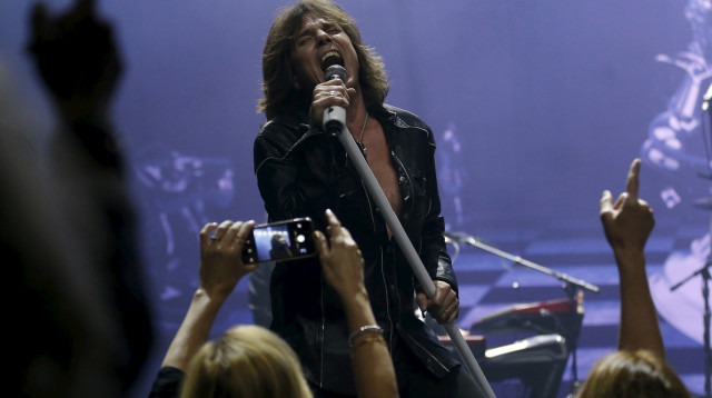 סולן "אירופה" ג'ואי טמפסט (צילום: רויטרס)