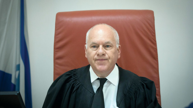 עוזי פוגלמן (צילום: יונתן זינדל, פלאש 90)