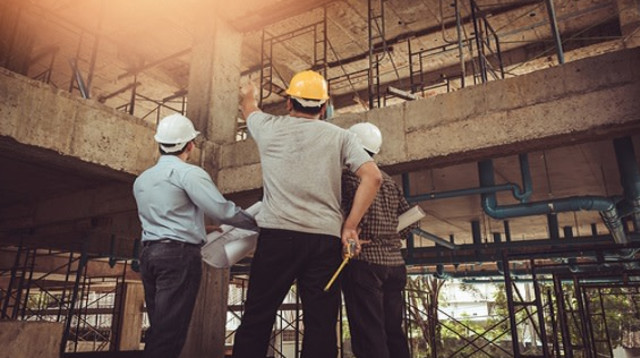 עבודות בנייה (צילום: שאטרסטוק)