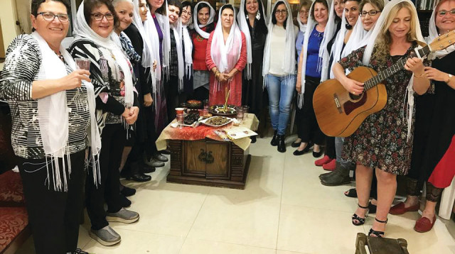 חגיגת "חג הבנות" (צילום: מלכה שני)