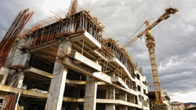 אתר בנייה (צילום: שאטרסטוק)