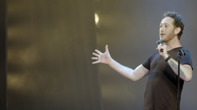 יונתן ברק בספיישל "פסיכופת" (צילום: מתוך צילומי ספיישל "פסיכופת")