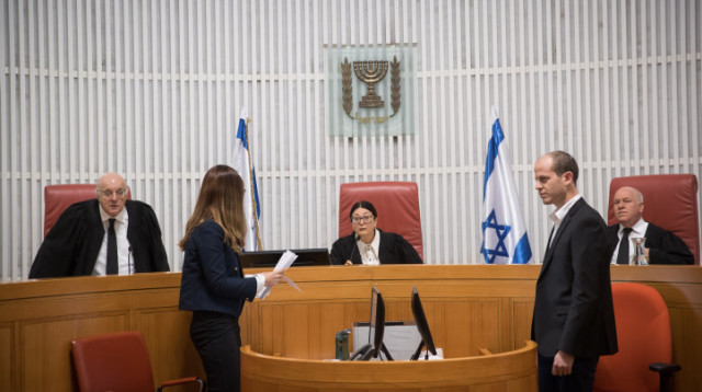 שופטי בית המשפט העליון - עוזי פוגלמן, אסתר חיות, חנן מלצר (צילום: יונתן זינדל, פלאש 90)