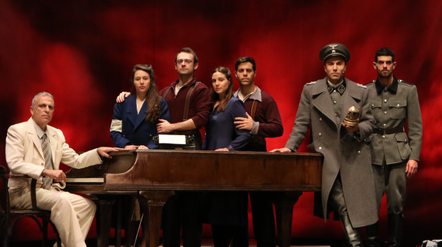 מצדה 1942 (צילום: אליצור ראובני)