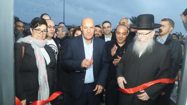 יעקב ליצמן, אבו עראר, עירית בן מנחם (צילום: איקי מימון)