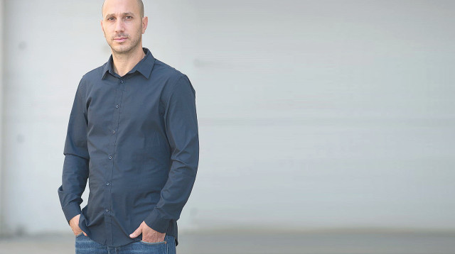 רועי אלבז, פנגו (צילום: שוקה כהן)