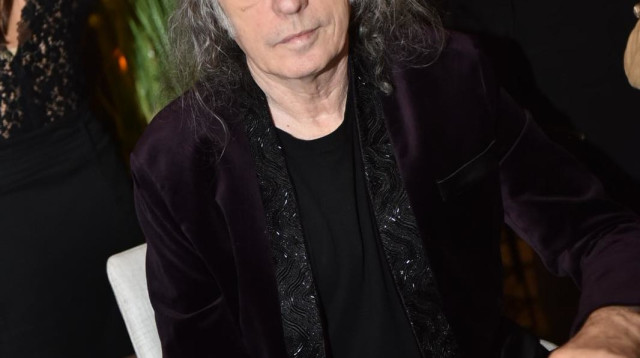 צביקה פיק (צילום: ארן חן צלמים)