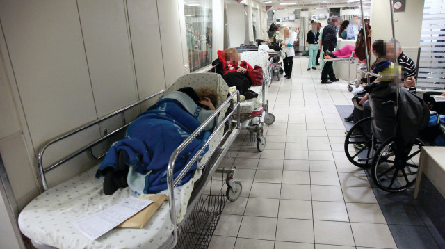 עומס בבית חולים (צילום: נאור רהב)