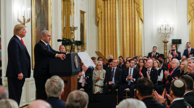 הכרזת תכנית המאה  (צילום: רויטרס)