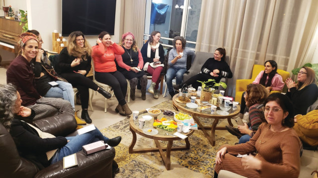 נשות תנועת קול האמהות (צילום: צילום פרטי)